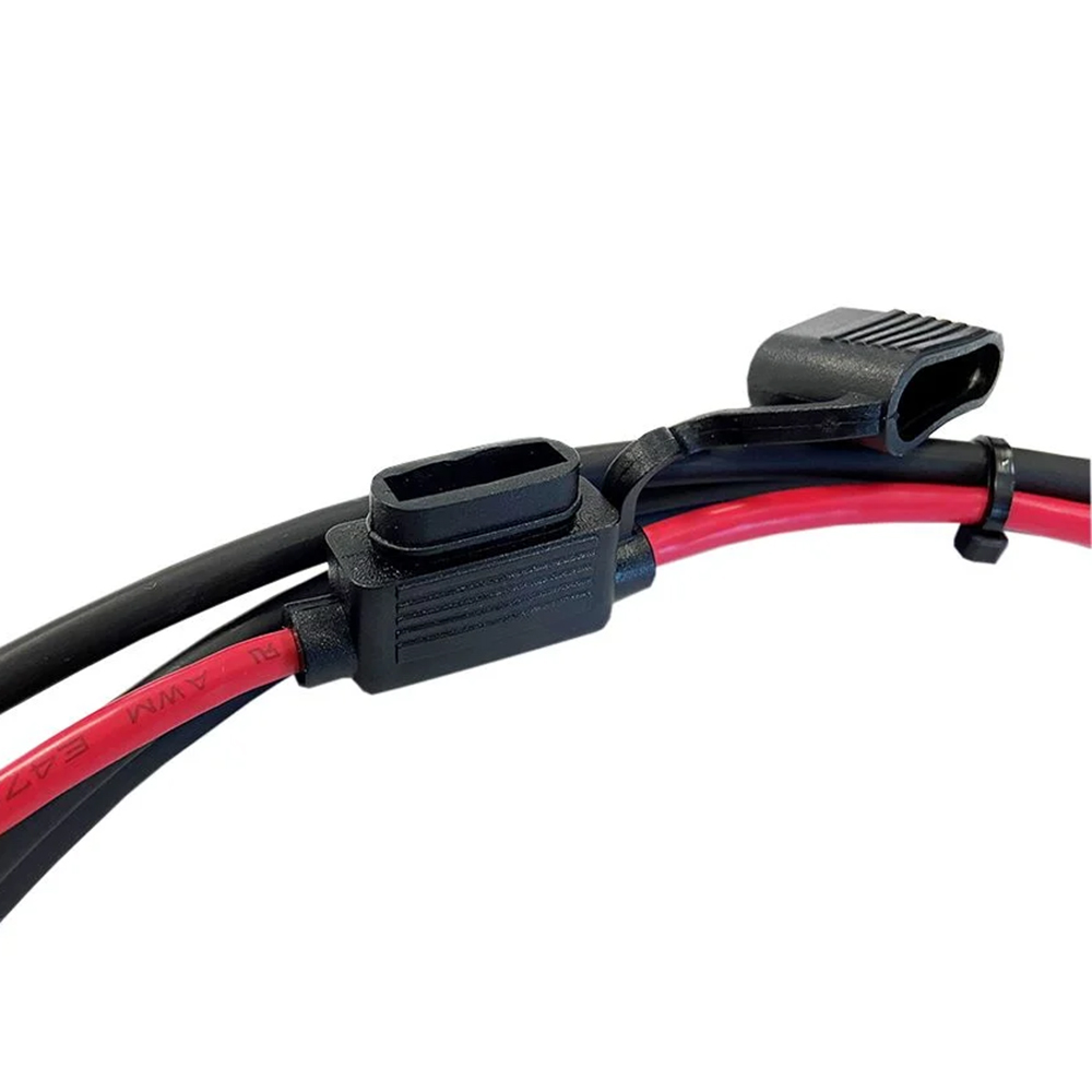 Batteriekabel in schwarz und rot