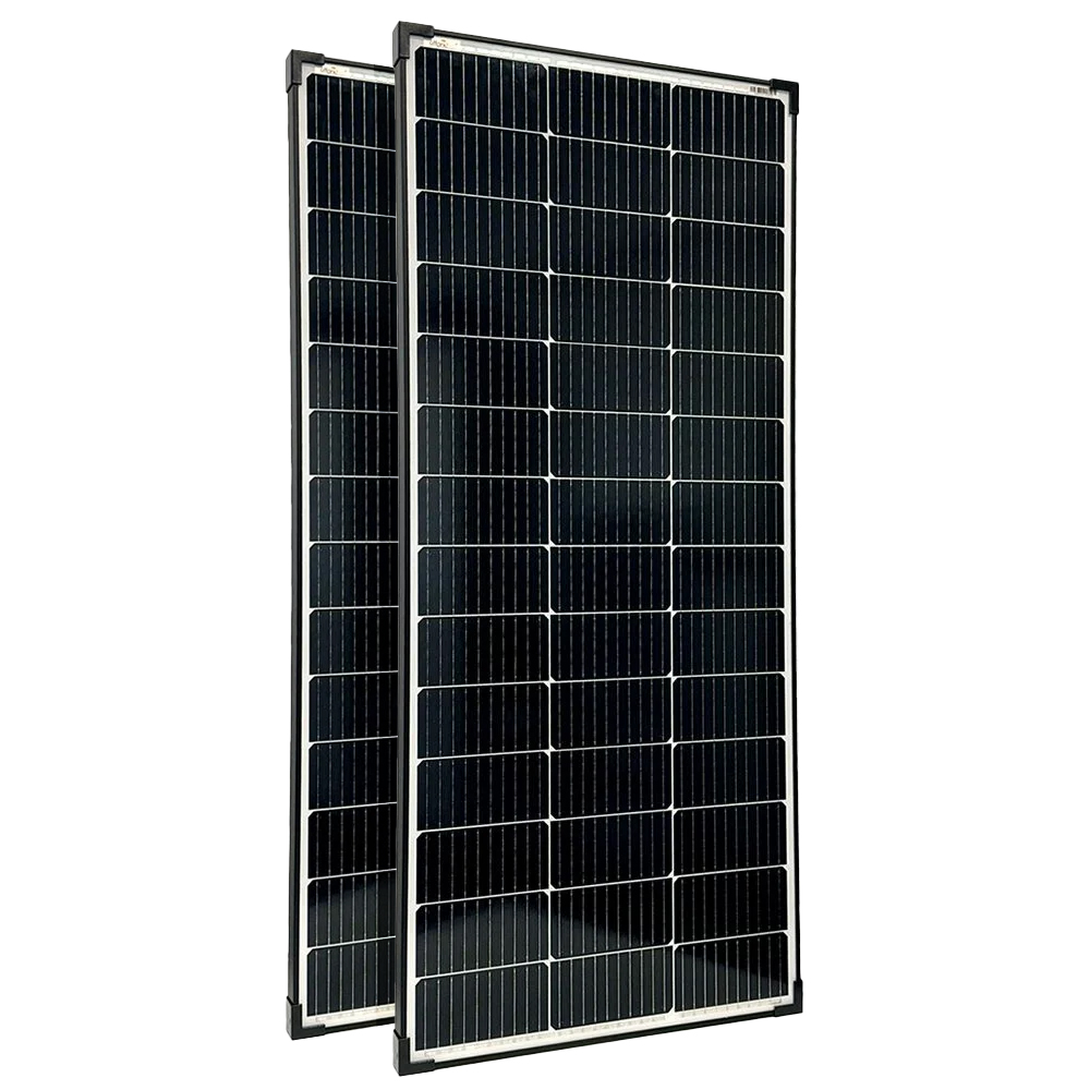Solarmodule mit schwarzen Zellen und schwarzen Rahmen