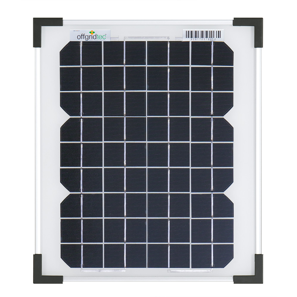 Gerahmtes Solarmodul mit blauen Zellen und silbernem Rahmen in Vorderansicht