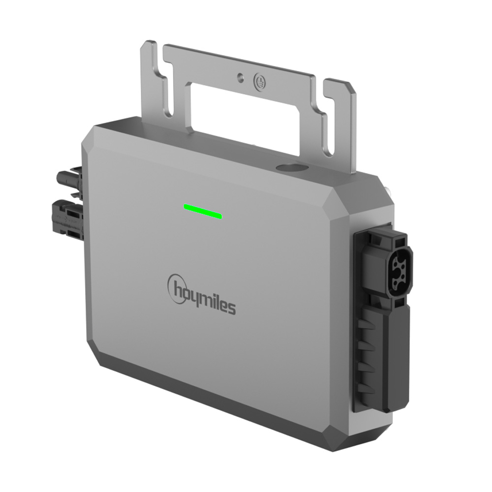 Schrägansicht von rechts oben: Grauer Hoymiles HF-800-2WB WiFi HiFlow Mikro-Wechselrichter mit Anschlüssen und Montagelöchern