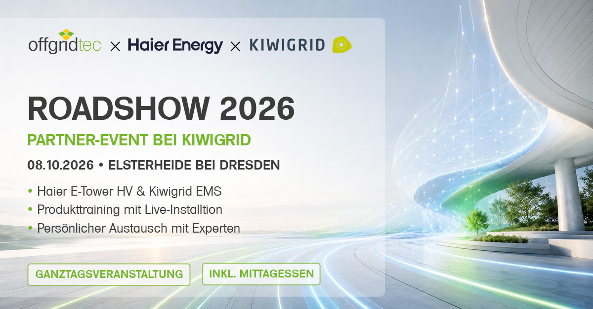 Texttafel mit Ankündigung der Roadshow 2026 im Kiwigrid Testzentrum Elsterheide bei Dresden mit Datum, Programmpunkten und Logos von offgridtec, Haier Energy und Kiwigrid