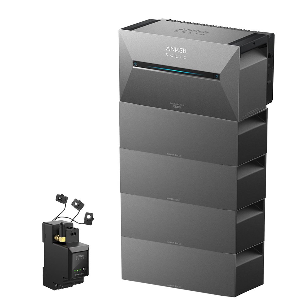 Setansicht: Anker Solix Stromzähler + 3 Stromwandler, daneben die Solix 3 Solarbank Pro E2700 mit 4 Erweiterungsbatterien