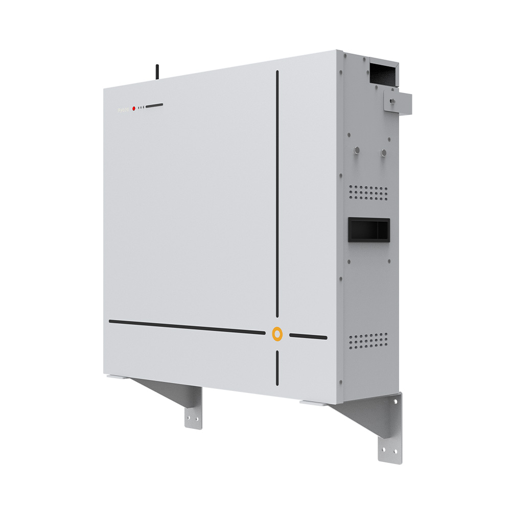 Seitenansicht eines hängenden Pytes V16 Lite LiFePO4 Batteriespeichers mit weißem Gehäuse und schwarzen Linien