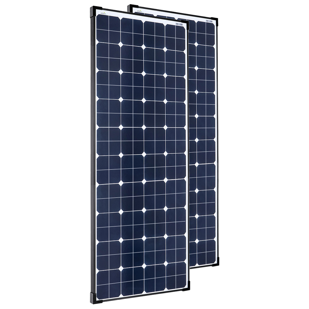 Solarmodule mit blauen Zellen und schwarzen Rahmen