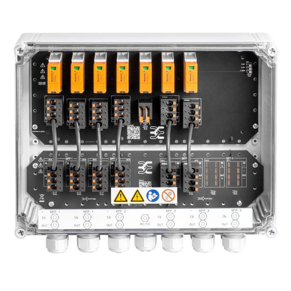 Frontansicht: Weidmüller PV Next Generatoranschlusskasten mit 3 Eingängen/3 Ausgängen und orangefarbenem Überspannungsschutz