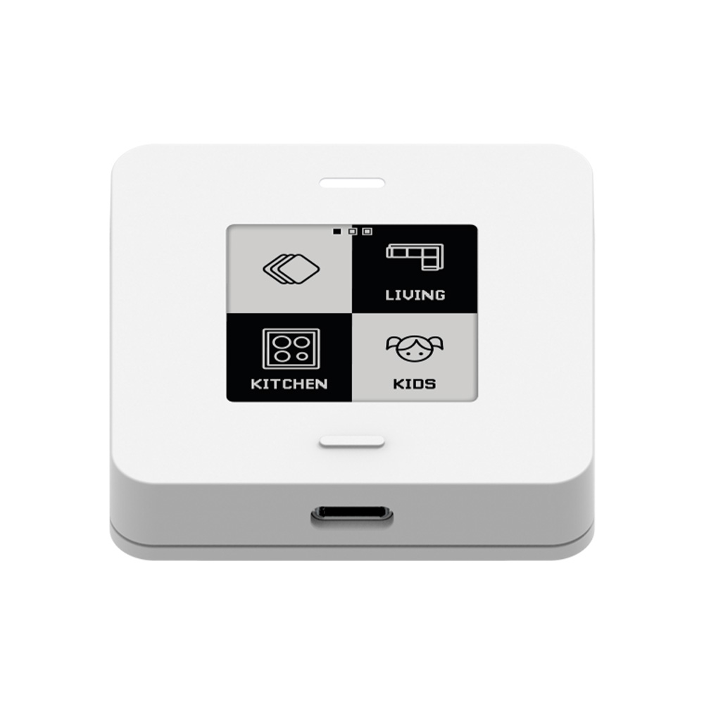 Weißer, quadratischer myStrom WiFi Button Max mit Taste, Display und LED-Leuchte