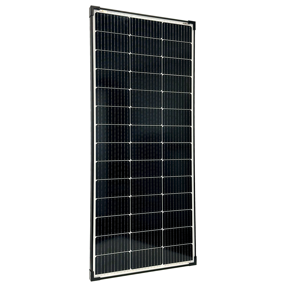 Solarmodul mit schwarzen Zellen und schwarzen Rahmen