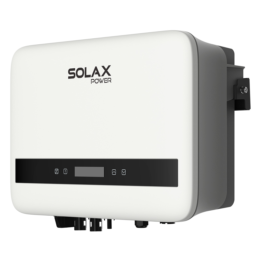 Schrägansicht von rechts: weiß/schwarzer Solax X1-BOOST-6K-G4 PV-Wechselrichter mit Display