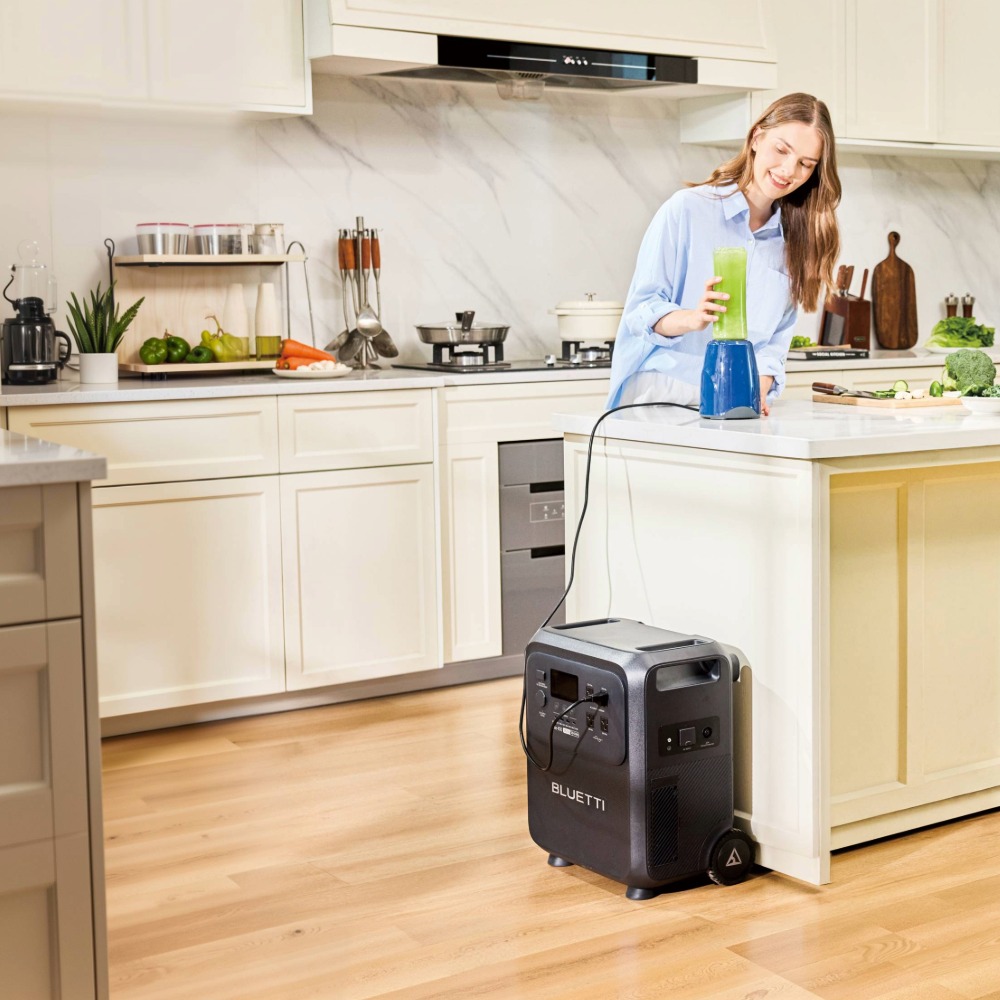 BLUETTI Elite 320 Portable Power Station, 1,800 W, 3,200 Wh, LiFePO4