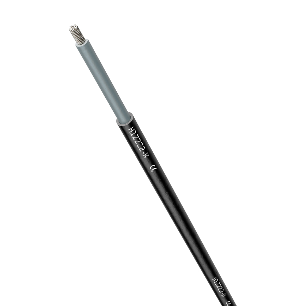 Kabel in schwarz und offener Verbindungsmöglichkeit