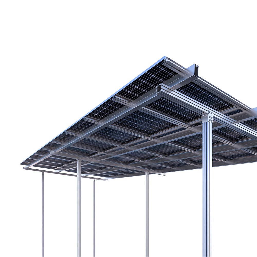 Aufgebautes Carportgerüst mit montierten Module