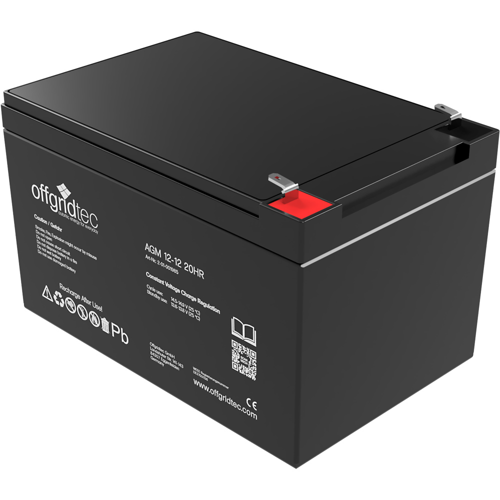 Batterie in schwarz mit weißer Aufschrift in schräger Ansicht